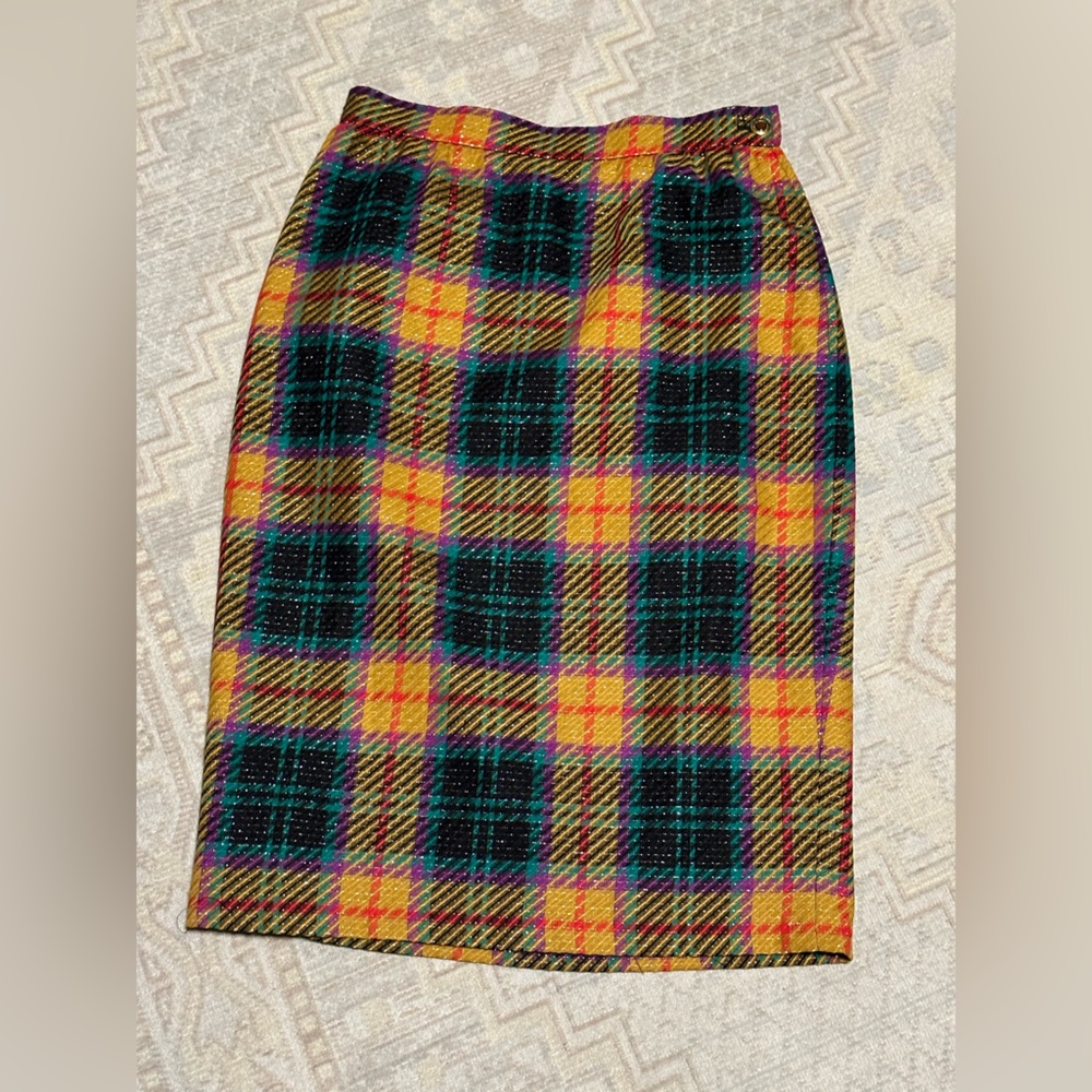 UNGARO PARALLELE PARIS WOMENS BEAUTIFUL 😻 MULTICOLOR SKIRT SIZE 10 IN LIKE NEW